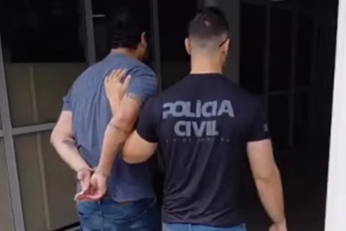 Ator Allan Christian Rocha de Oliveira é preso em gravação de novela bíblica
