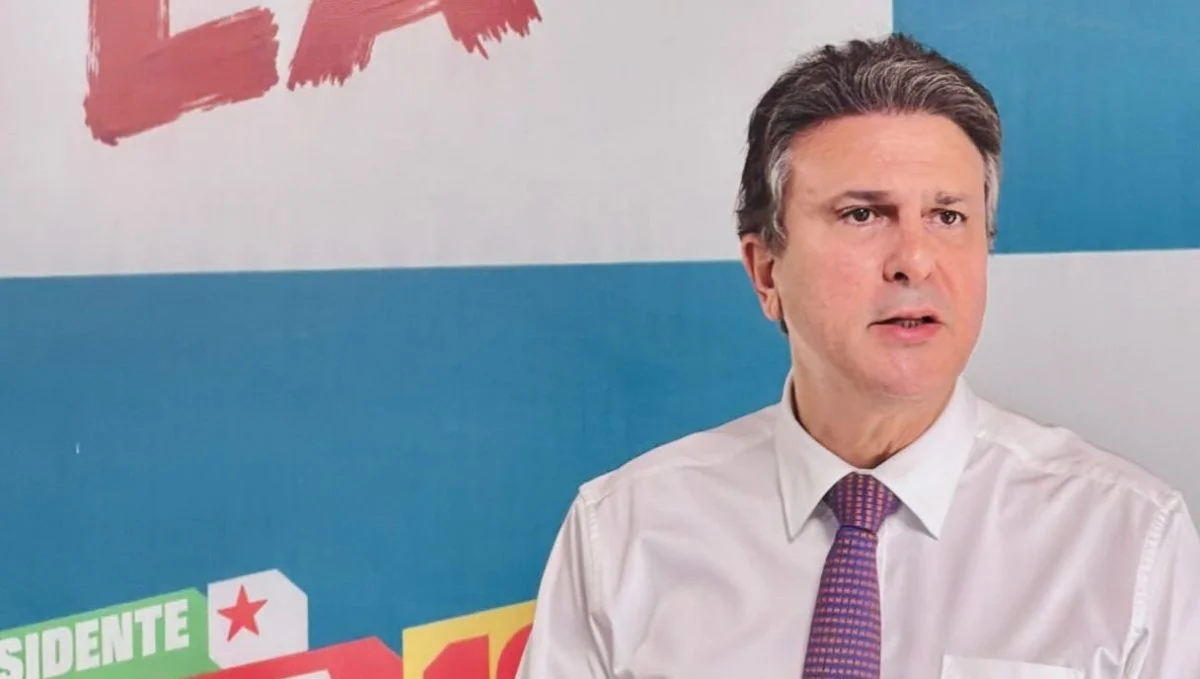 Camilo Santana acusa big techs de interferir na campanha de Lula