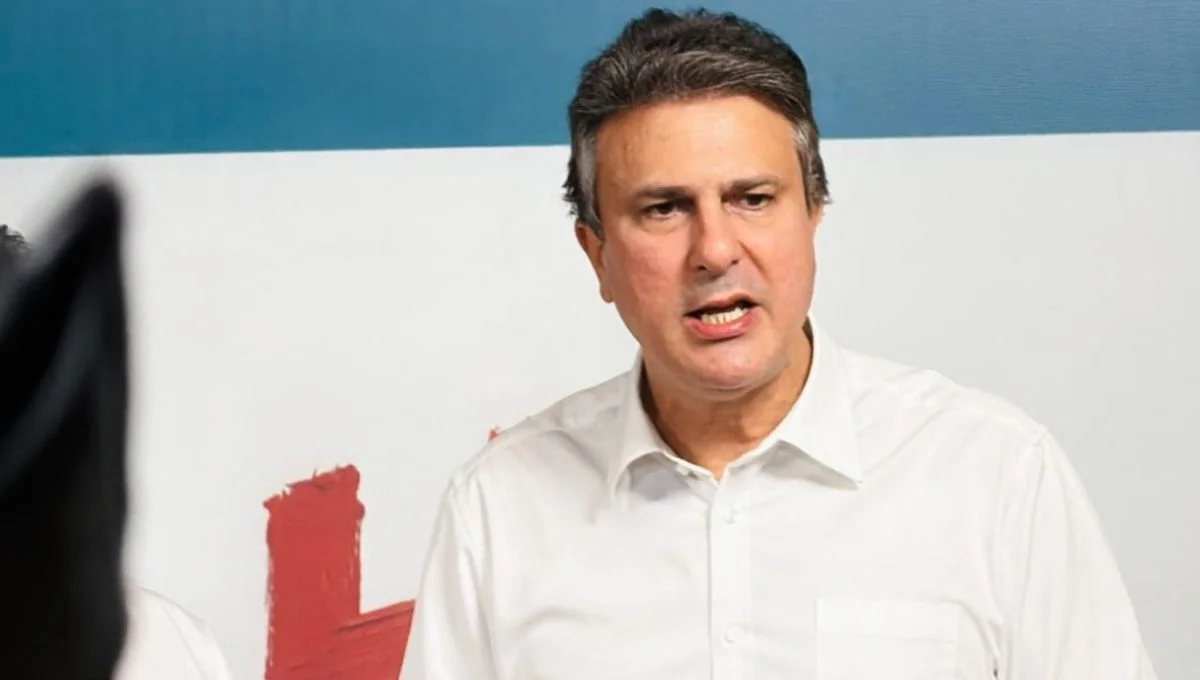 Camilo Santana antecipa voto favorável pelo fim da escala 6x1