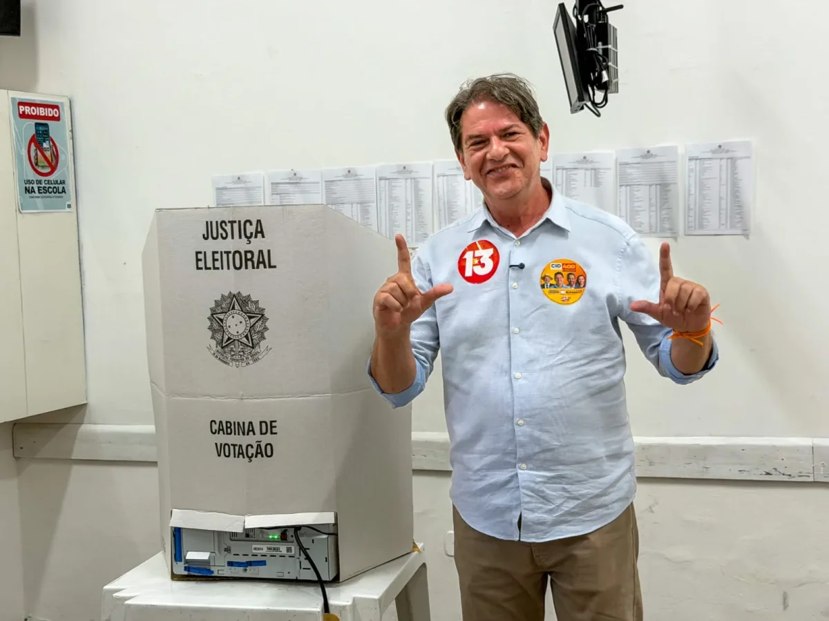 Cid Gomes reforça apoio a Elmano e destaca humildade