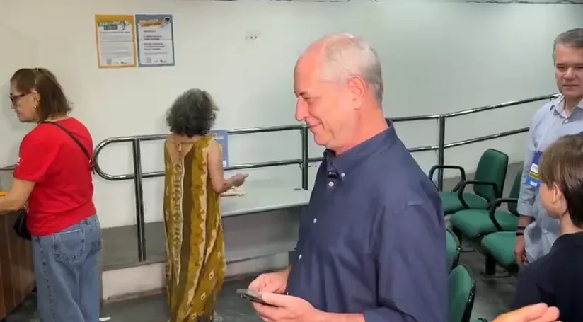 Ciro Gomes acusa 48h de inserções e diz que "mela o jogo democrático"