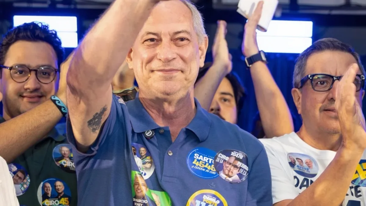 Coligação de Ciro Gomes pede cassação da chapa de Elmano por 776 inserções