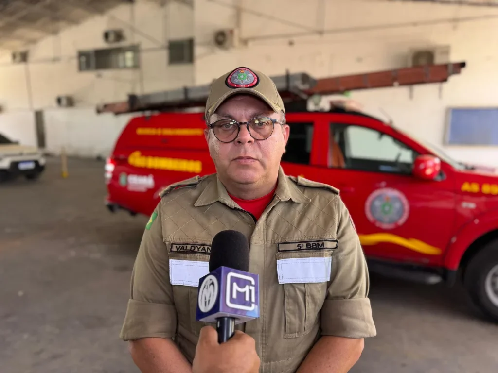 Corpo de Bombeiros mobiliza equipes extras para conter queimadas