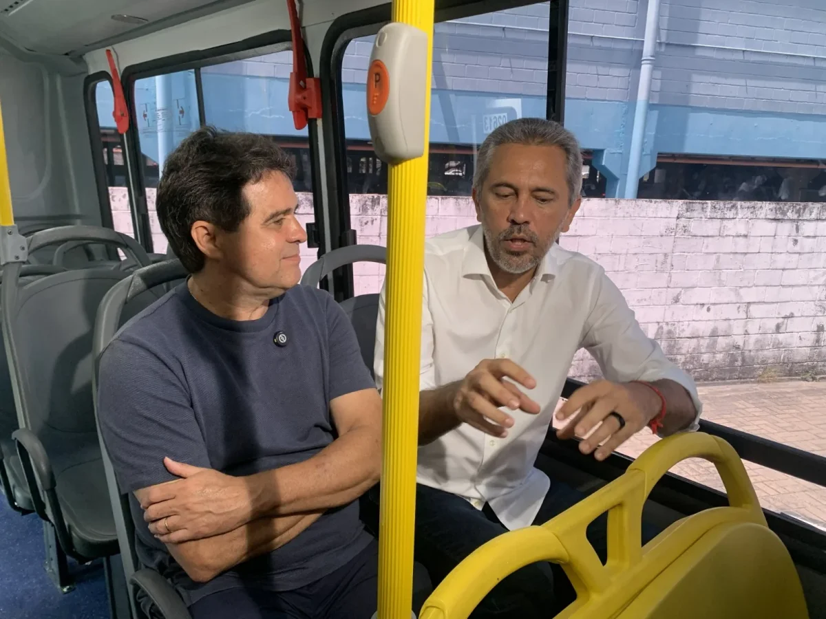 Elmano de Freitas anuncia "Vai de Graça" para ônibus, VLT e metrô