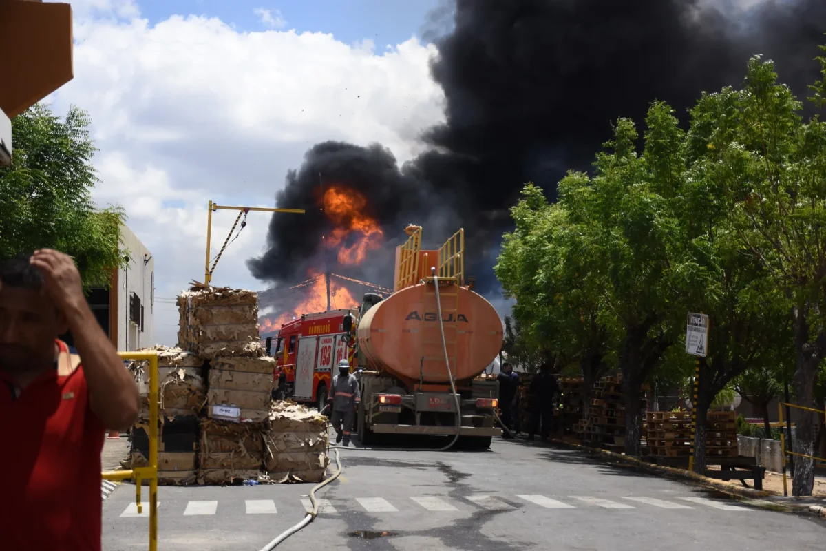 Fábrica de embalagens de Sobral ativa PAM após incêndio