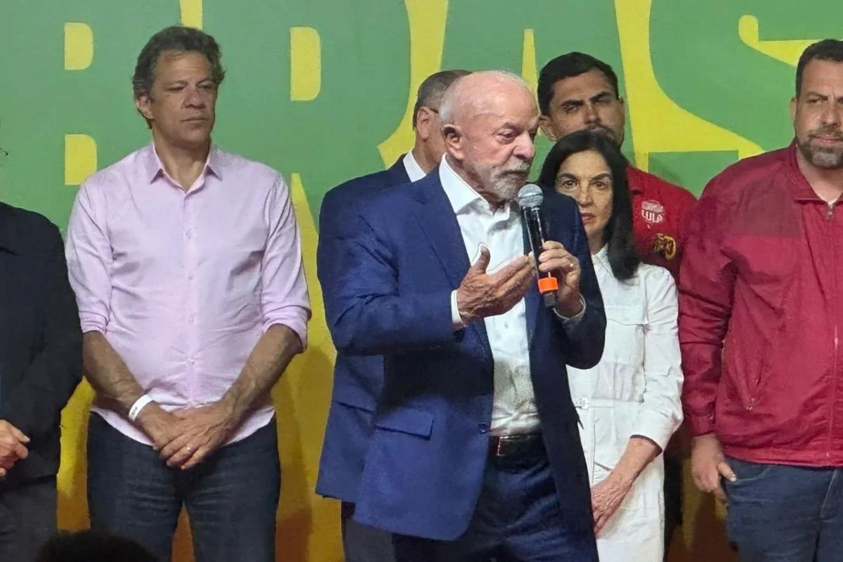 Fandoms de artistas unem redes e citam 33 milhões de eleitores