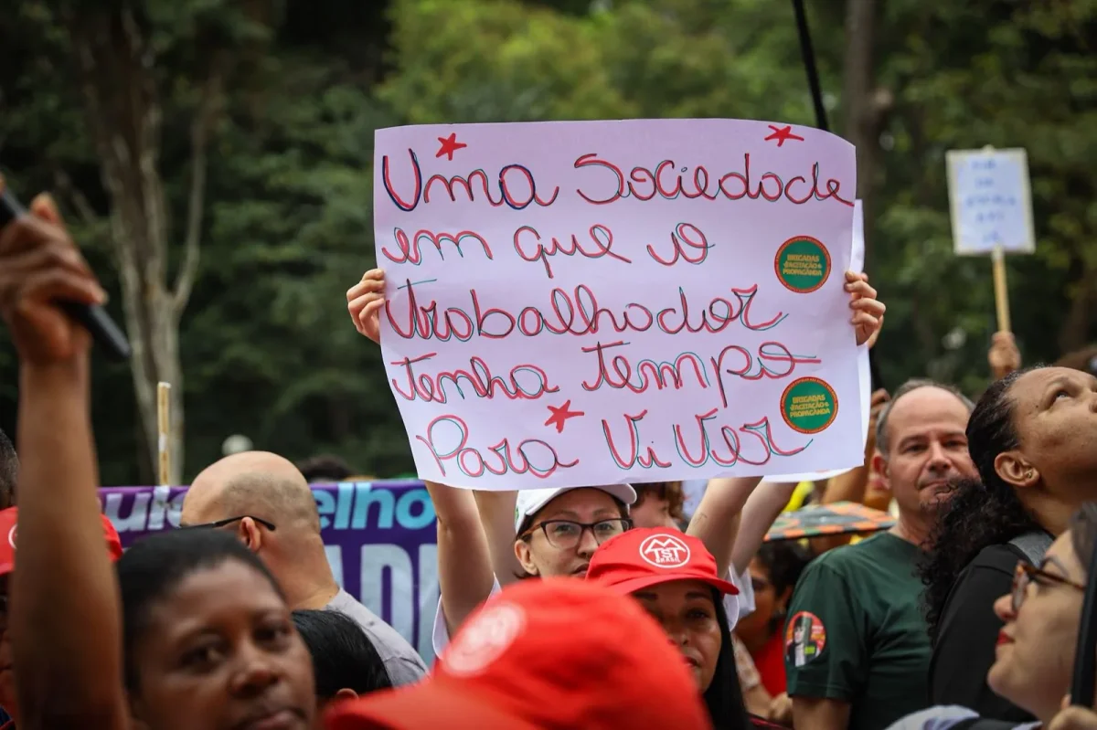 Fim da escala 6×1: mobilização força dois turnos de votação no Senado