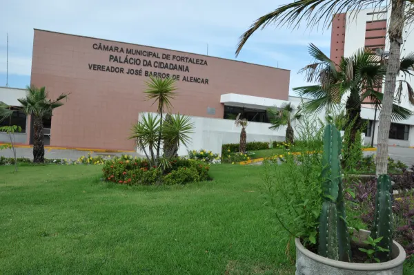 Fortaleza: quatro vereadores viram deputados e já têm suplentes definidos