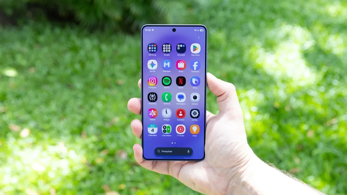 Galaxy S27 Pro: versão com 1 TB pode trazer 16 GB de RAM