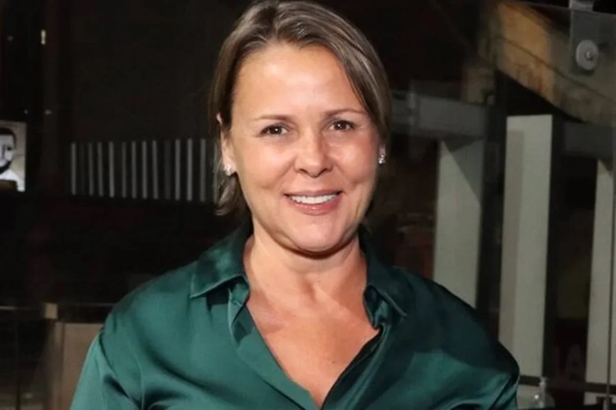 Giulia Gam suspende remédios e diz viver "renascimento"