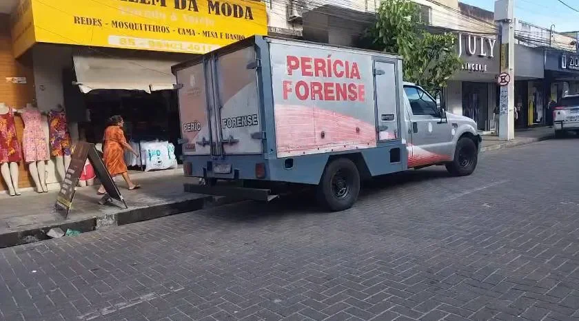 Idoso de 70 anos morre engasgado enquanto tomava suco em mercado
