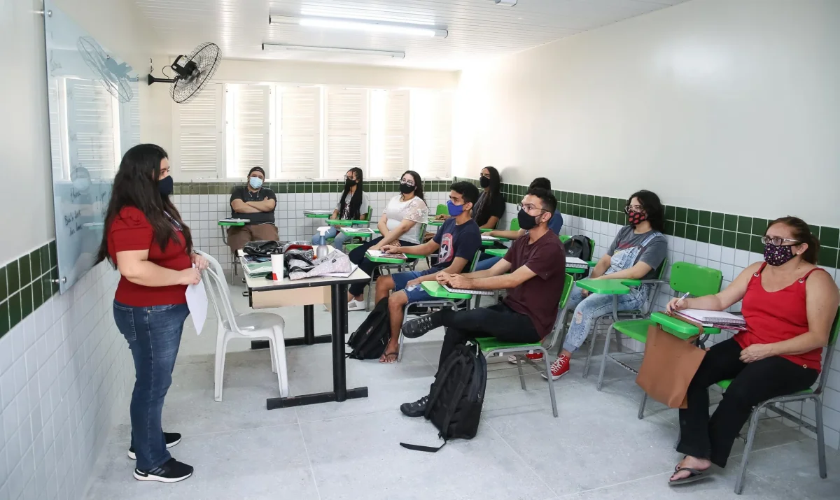 Imparh lança 600 vagas gratuitas de inglês e espanhol