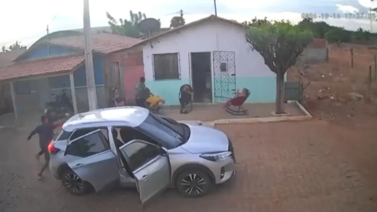 Independência (CE): três suspeitos presos após homem ser morto na calçada