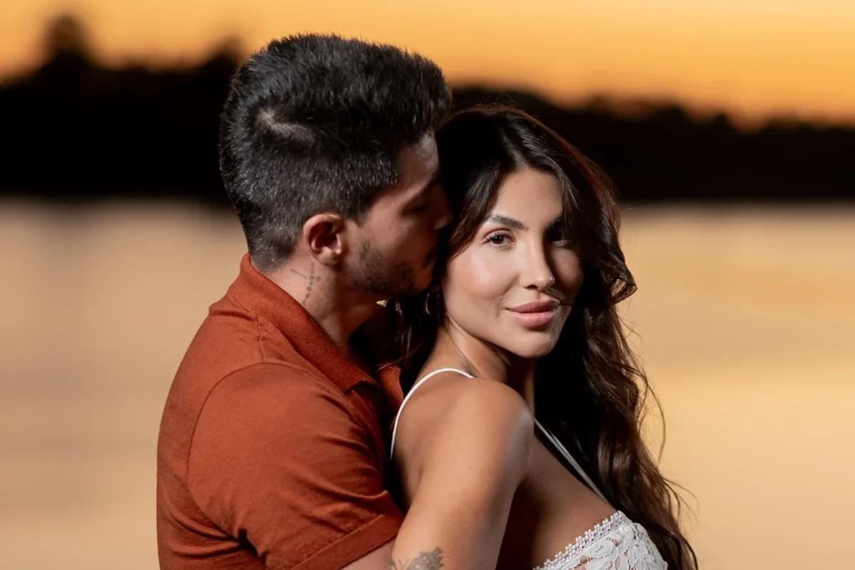 Jheny Santucci revela nome da filha: Valentina