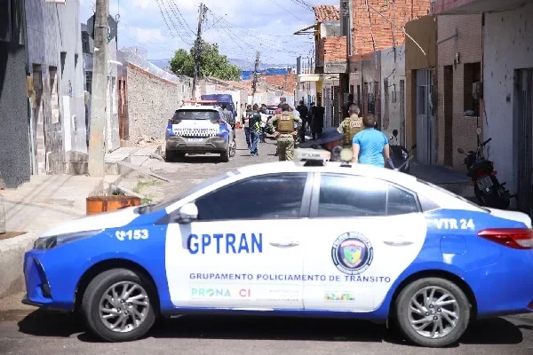 Juazeiro do Norte abre 4 processos contra imóveis abandonados