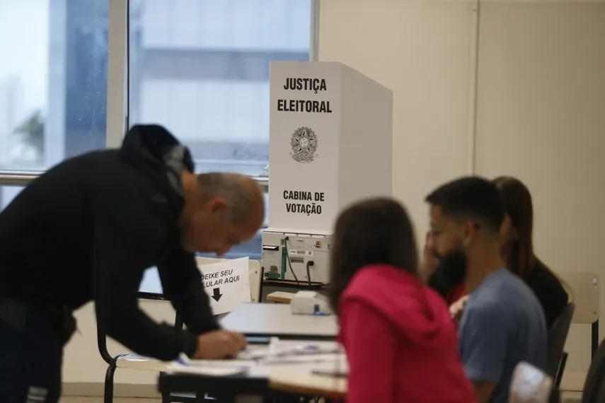 Lei 4.737/1965: prisão só por flagrante para candidatos e eleitores