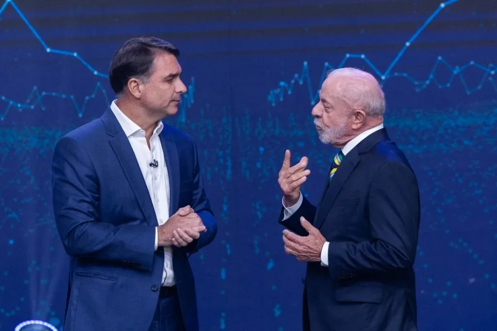Lula e Flávio Bolsonaro: Mendonça autoriza divulgação de sigilos
