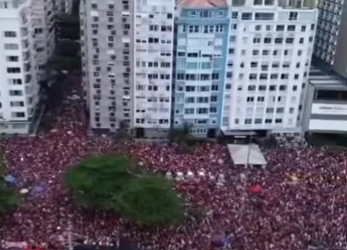 Lula: manifestação ocupa sete quarteirões em Copacabana