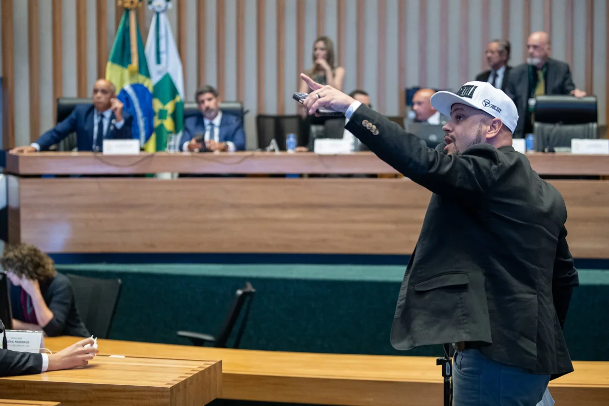 Max Maciel: TRE-DF rejeita ação de Celina Leão por post