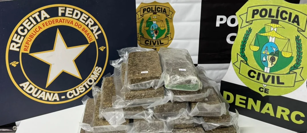 Mulher de 21 anos presa com 12,8 kg de maconha em Fortaleza