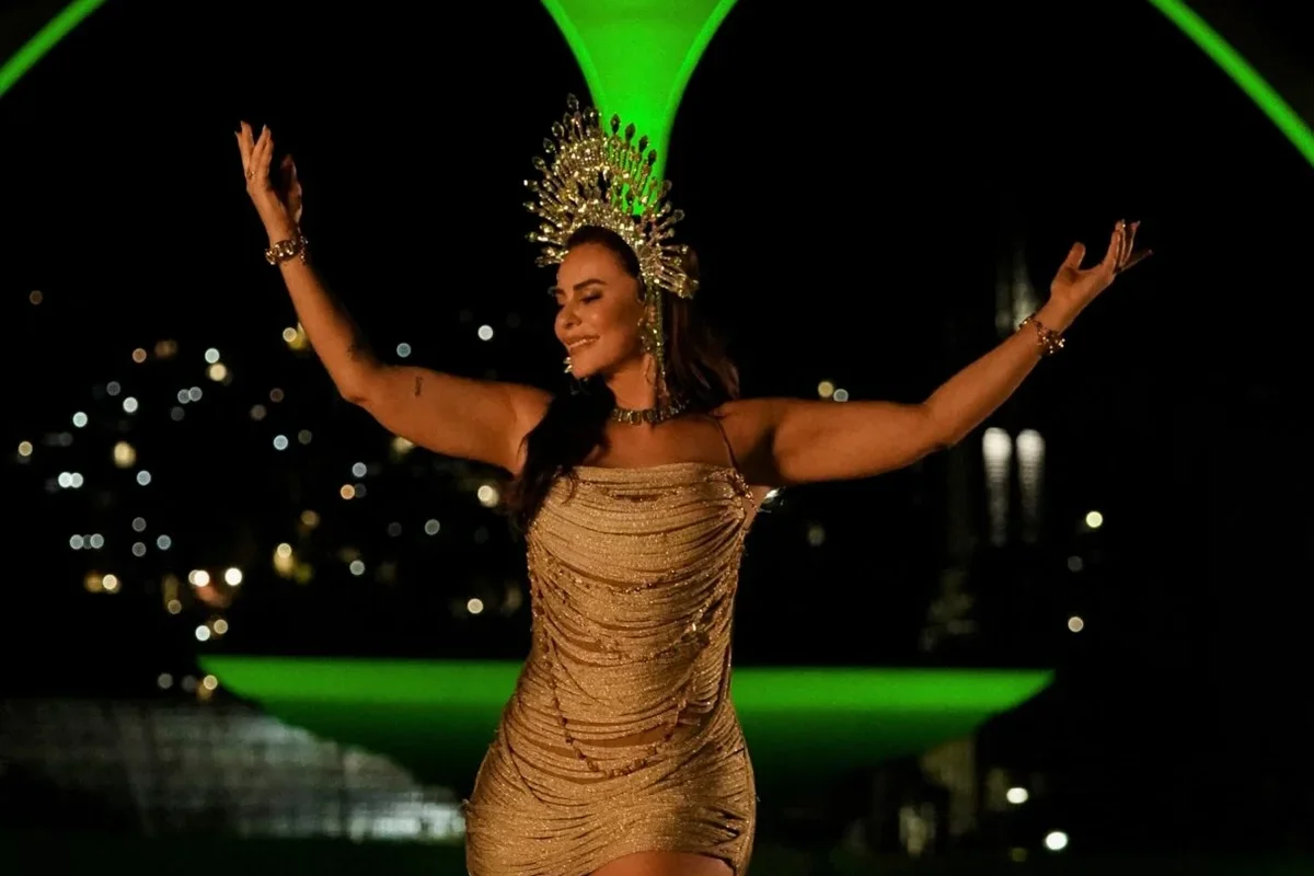 Paolla Oliveira: coroação como rainha da Imperatriz vai ao vivo