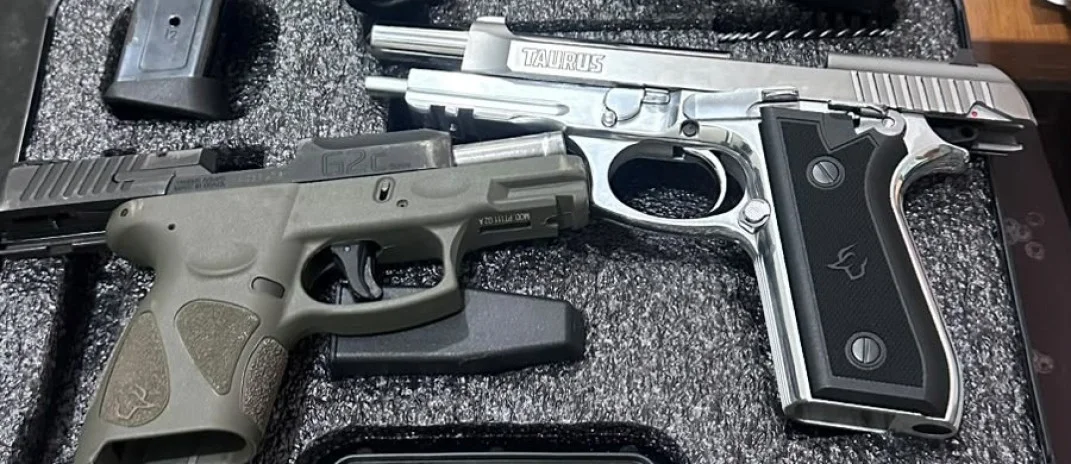 PCCE prende integrantes do CV e apreende armas por extorsão
