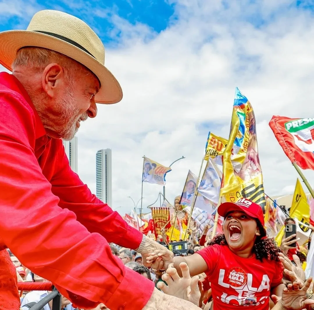 Pérez Esquivel defende voto em Lula e o exalta como exemplo de dignidade