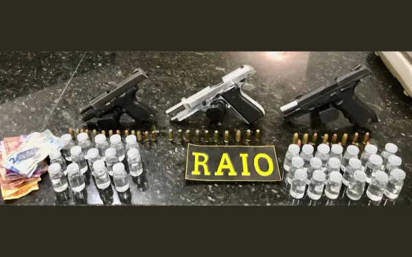PMCE prende homem com três pistolas em baile no Oitão Preto