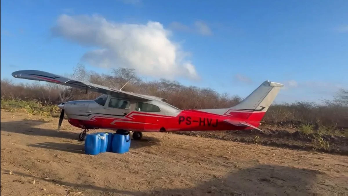 Polícia Civil do Ceará apreende 25 kg de crack e duas aeronaves
