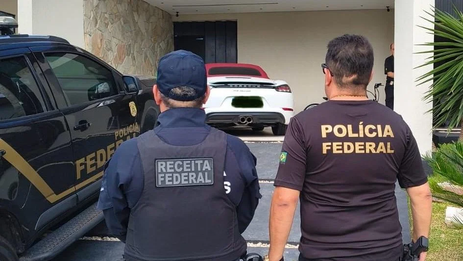 Receita Federal e Polícia Federal apreendem canetas emagrecedoras e veículos de luxo