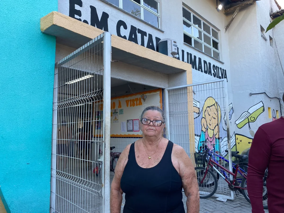 Regina Pereira encontra voto já computado e fica sem votar
