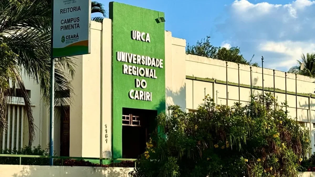Urca: concurso com 26 vagas para professor e salário R$8.003,77